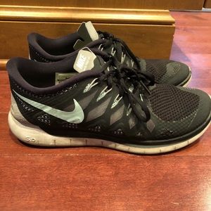 Nike free 5.0 shoes